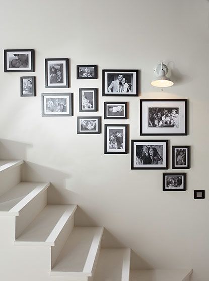 escalier minimaliste blanc