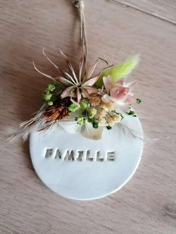 medaillon-fleuri_famille